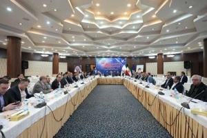 نشست پیش بینی بهره دهی چاه های بهره برداری نفت و گاز شرق و سراجه قم برگزار شد