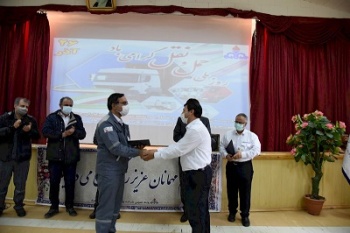 تقدیر از کارکنان ترابری شرکت شرق به مناسبت روز حمل و نقل