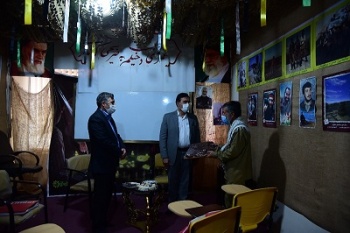 به مناسبت دهه فجر از کتاب گردان 12 نفره رو نمایی شد