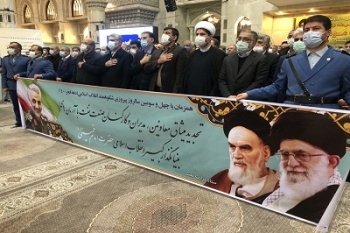 تجدید میثاق کارکنان صنعت نفت با آرمانهای امام راحل (ره) در آستانه چهل و سومین سالگرد پیروزی انقلاب اسلامی